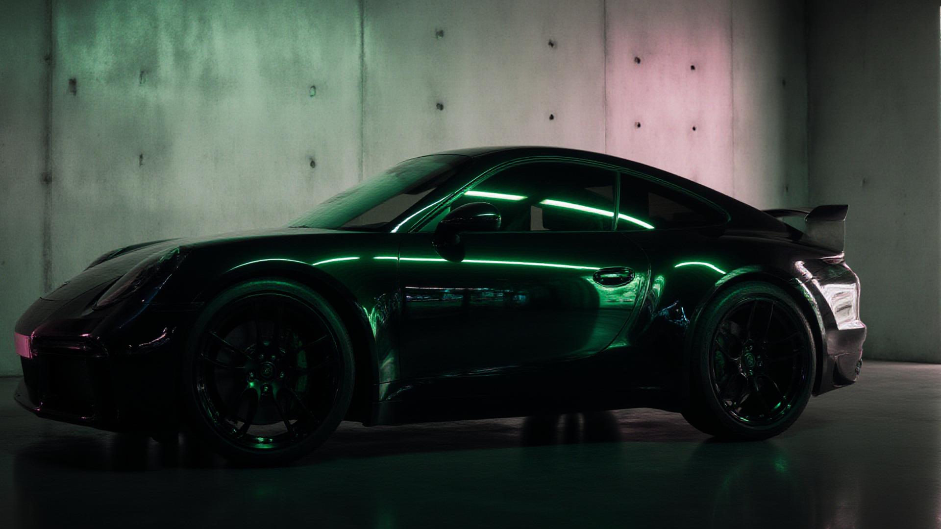 東京の夜景を背景にした高級車のディテール